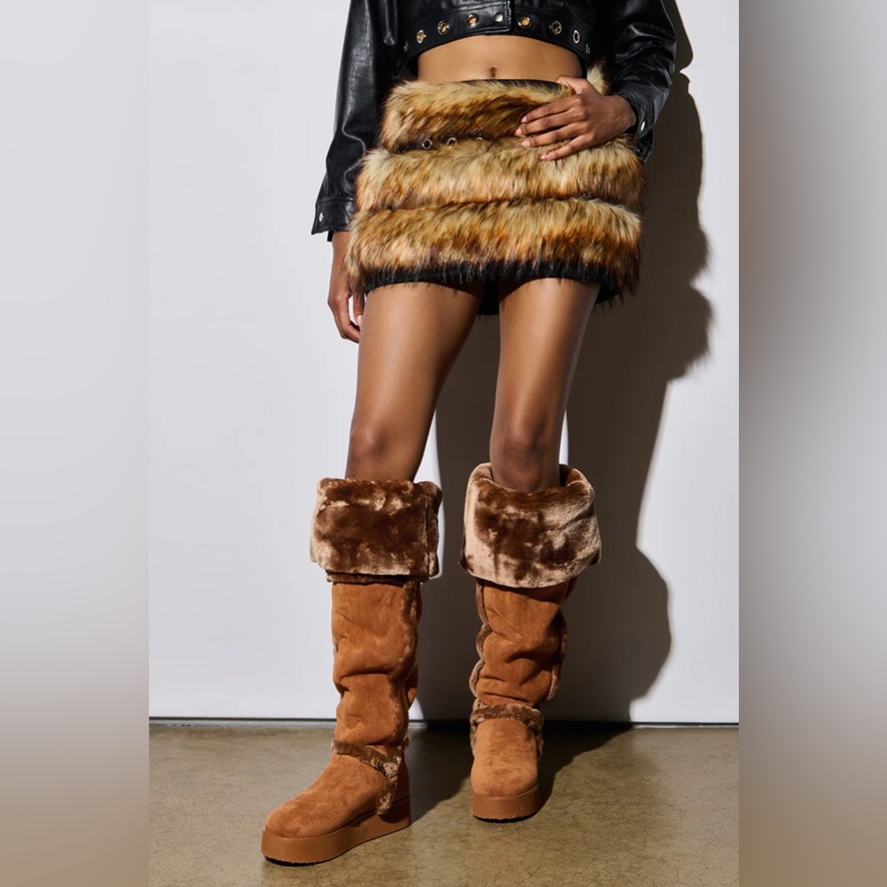 NWT AZALEA WANG ICELANDER BROWN FUR BOOT - Picture 5 of 16